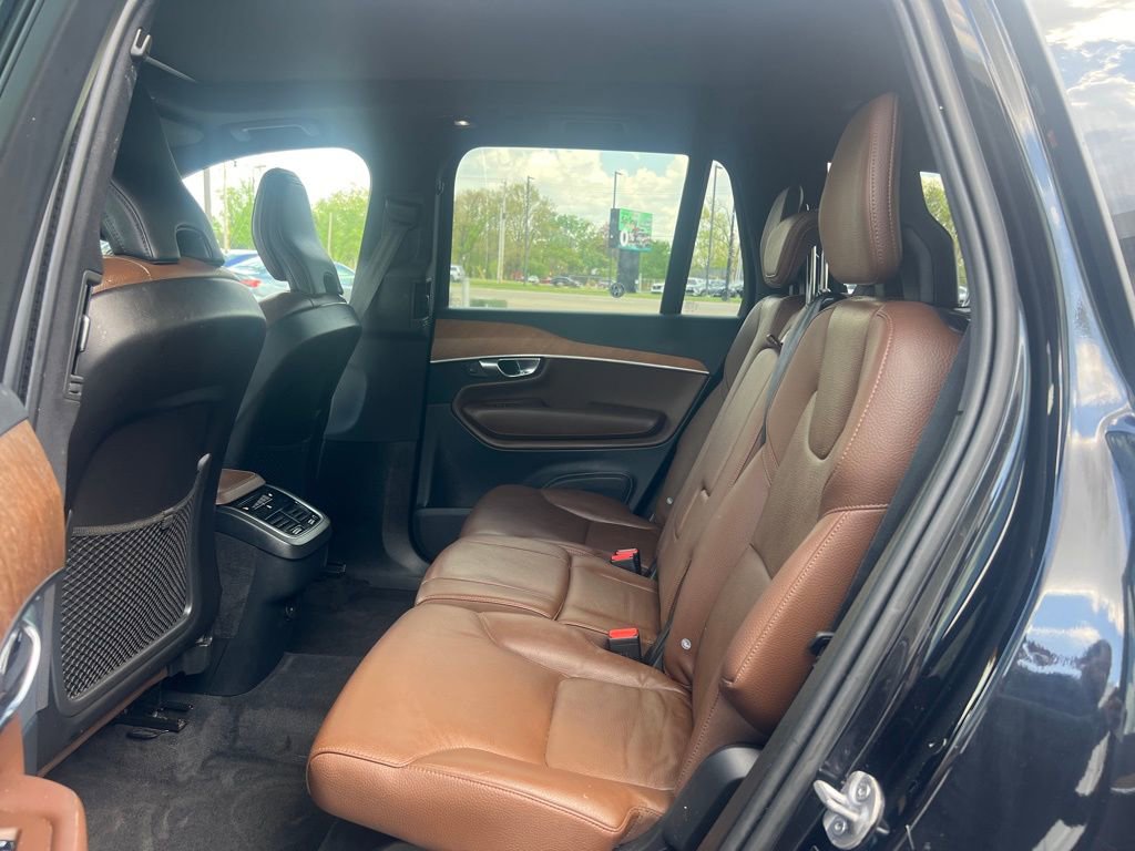 2023 Volvo Xc90 B6 Plus