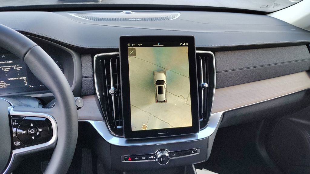 2026 Volvo Xc90 B6 Plus