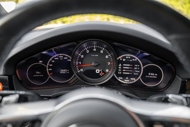 2022 Porsche Cayenne Platinum Edition