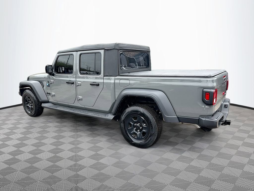 2022 Jeep Gladiator Sport