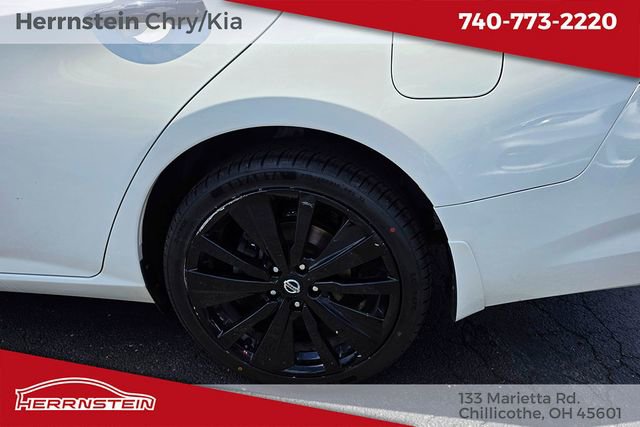 2022 Nissan Altima 2.5 SR