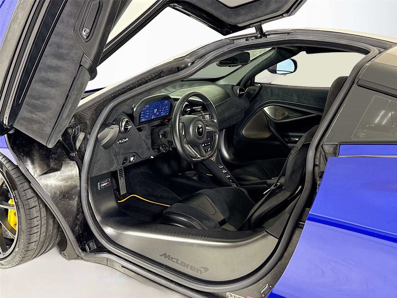 Used 2019 McLaren 720S Performance photo 12