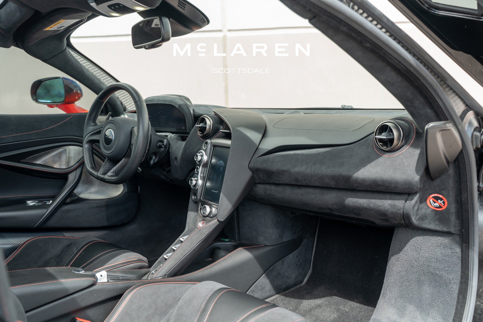 Used 2018 McLaren 720S Performance photo 17