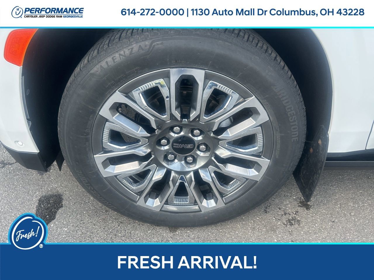 2023 GMC Yukon Denali Ultimate