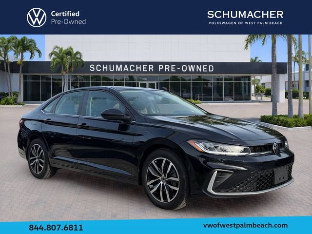 Used 2025 Volkswagen Jetta SE w/ Sunroof Package