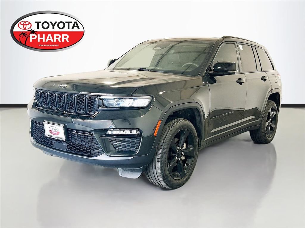 Used 2024 Jeep Grand Cherokee Limited w/ Black Appearance Package