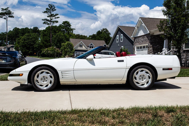 Used 1991 Chevrolet Corvette Convertible
