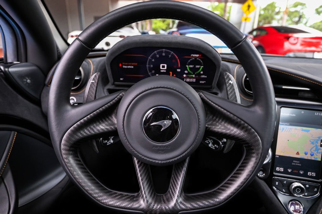 Used 2022 McLaren 720S Performance photo 24
