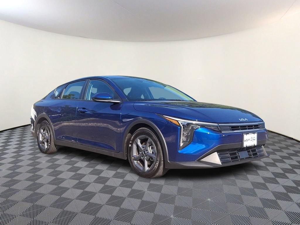 Certified 2025 Kia K4