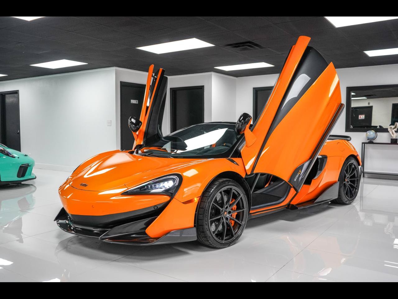 Used 2020 McLaren 600LT Spider 1