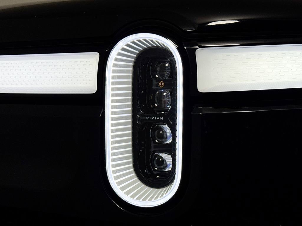 2022 Rivian R1T Adventure