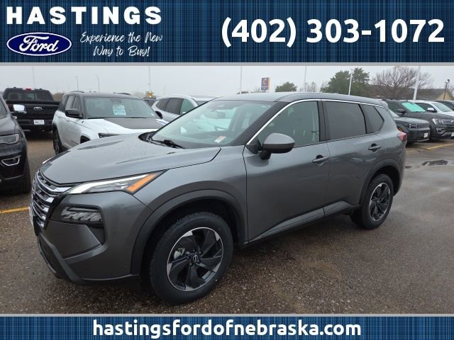 Used 2024 Nissan Rogue SV