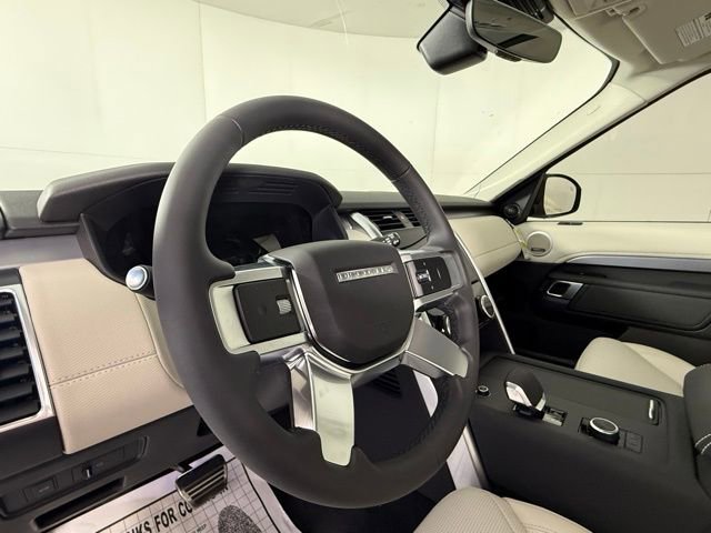 2026 Land Rover Discovery Dynamic SE