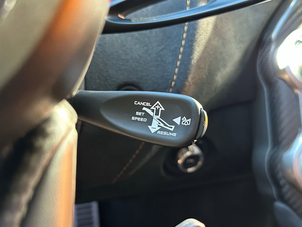 Used 2019 McLaren 720S Performance photo 32