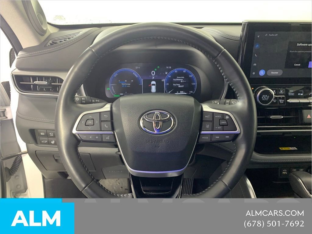 2023 Toyota Highlander Platinum