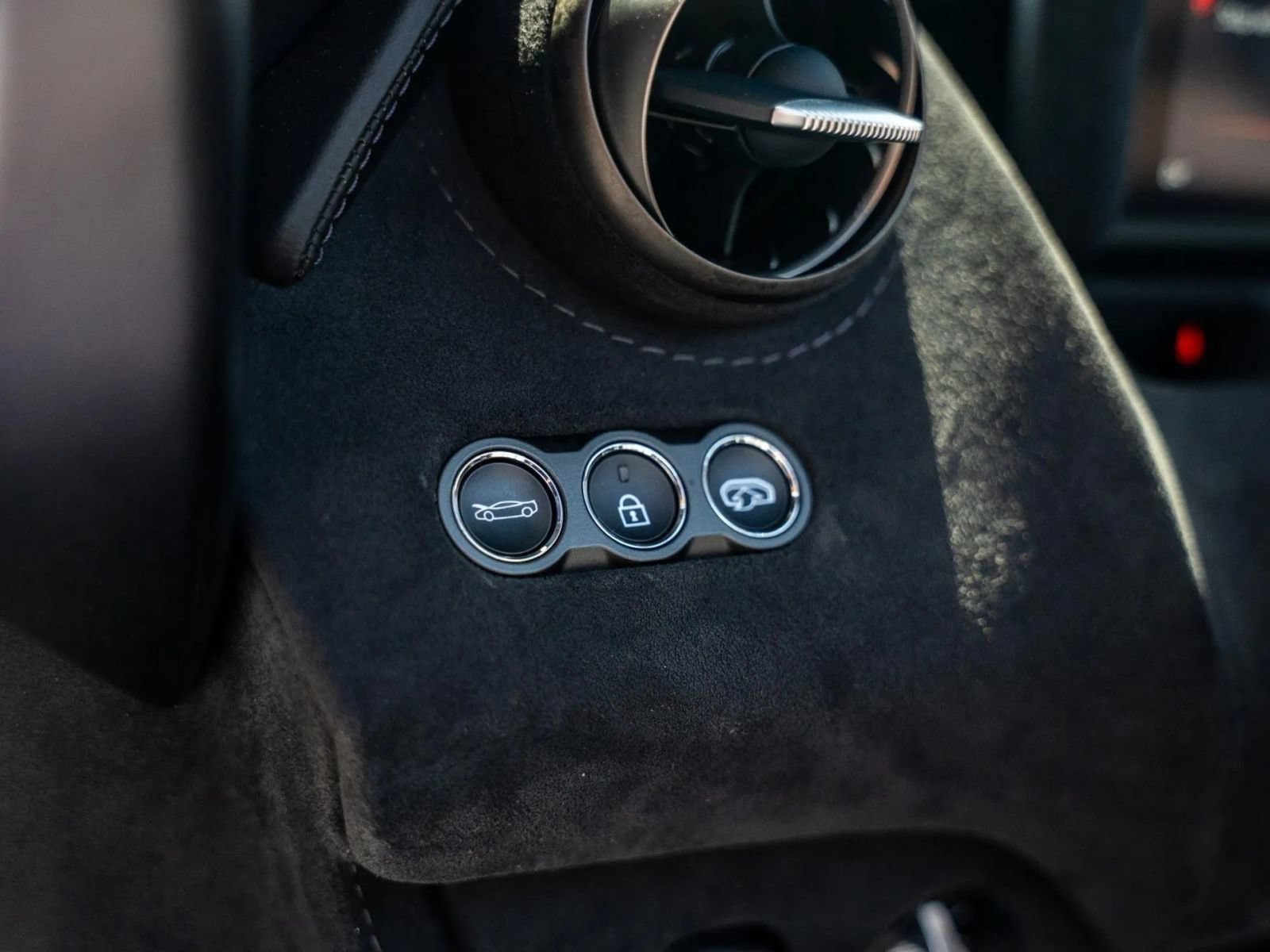 Used 2020 McLaren 720S Spider photo 44