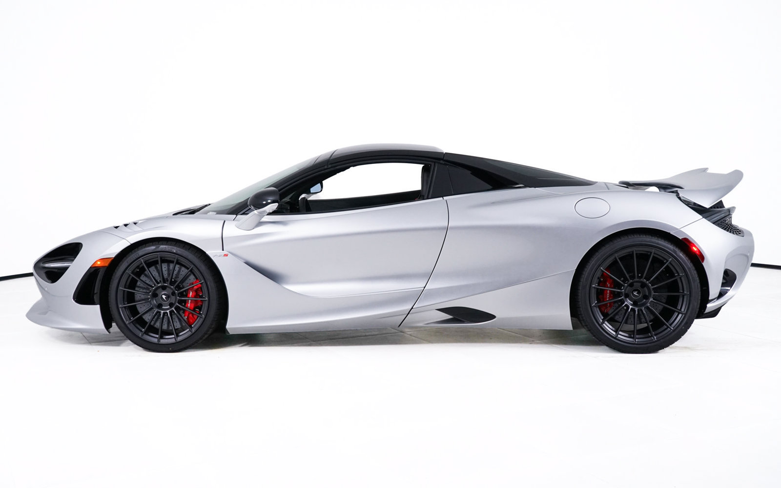 New 2027 McLaren 750S Spider 3
