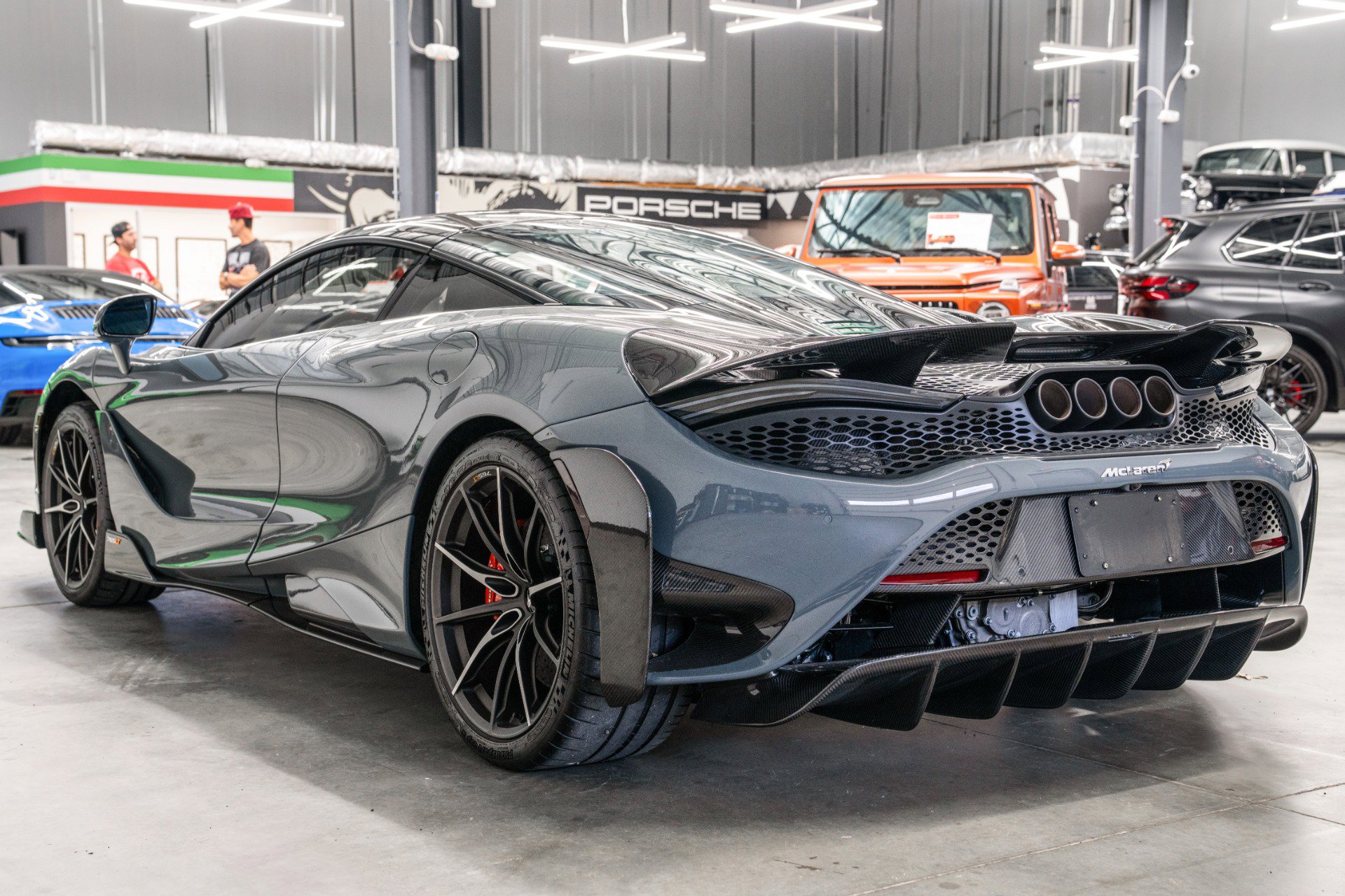 Used 2021 McLaren 765LT photo 6