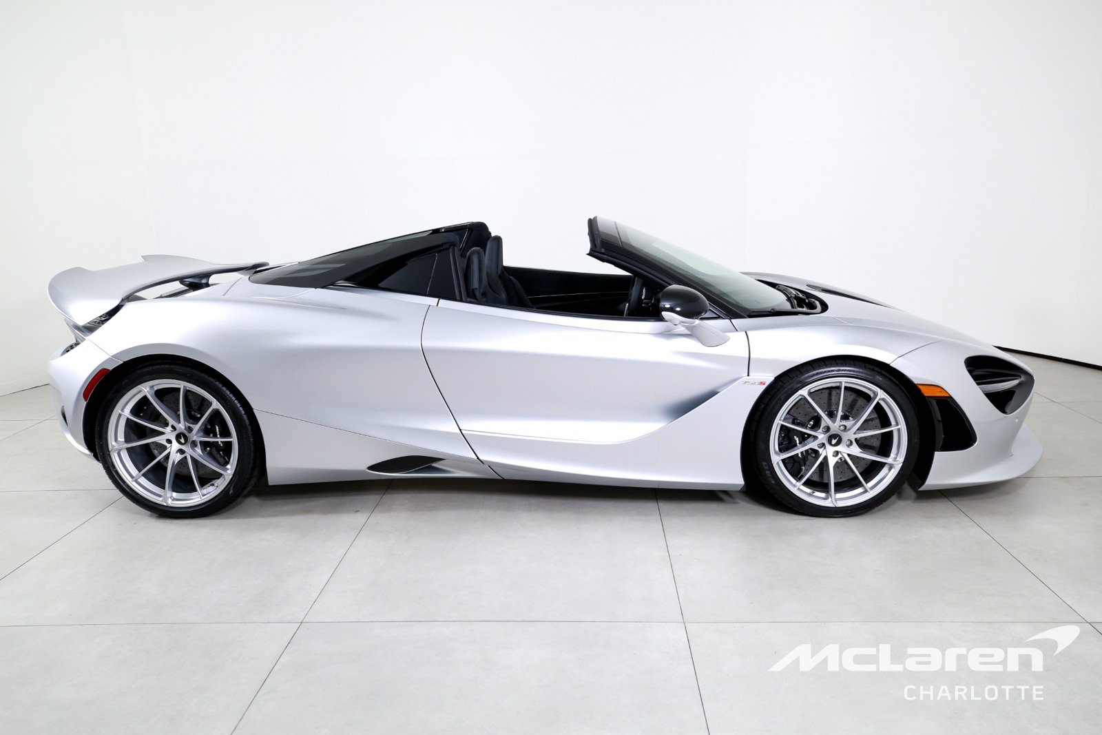 New 2027 McLaren 750S Spider photo 11