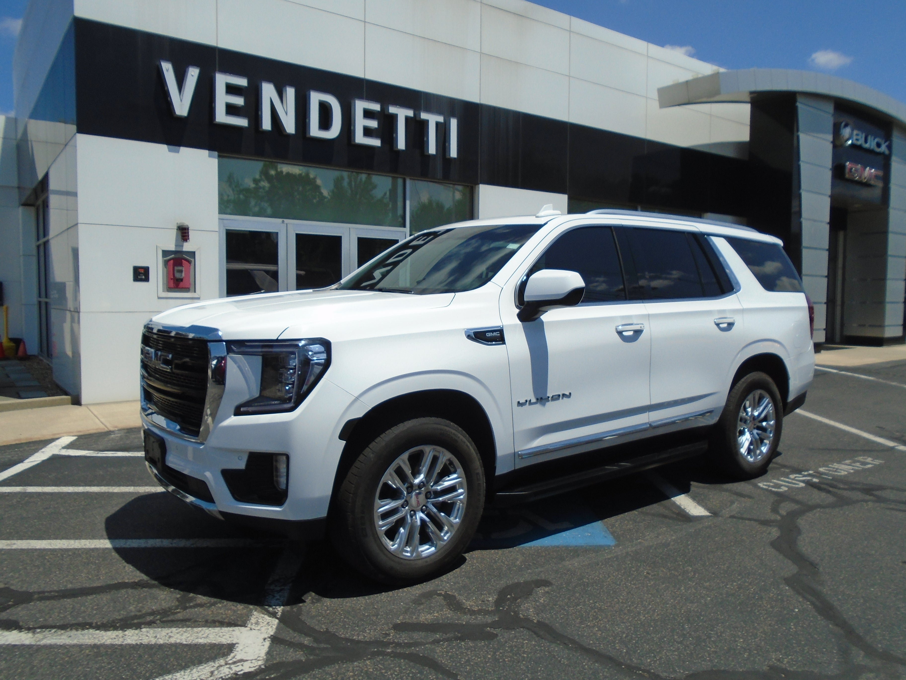 Certified 2023 GMC Yukon SLT