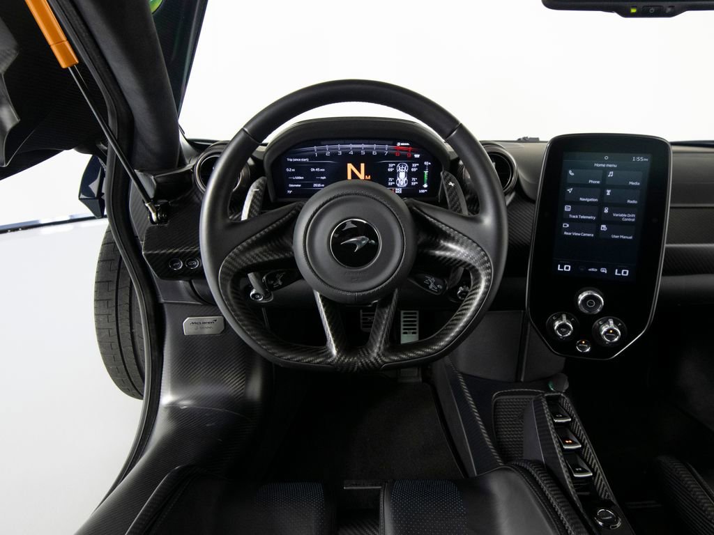 Used 2019 McLaren Senna photo 24