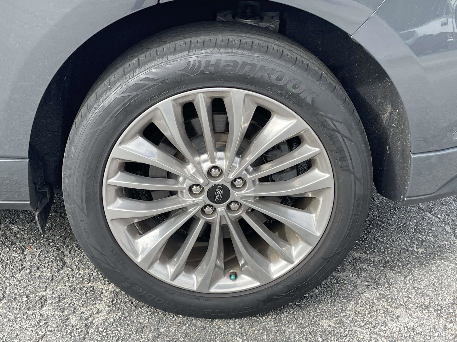 2021 Ford Edge Titanium