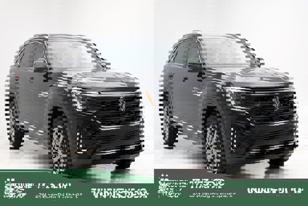 Used 2024 Volkswagen Atlas Cross Sport SEL R-Line