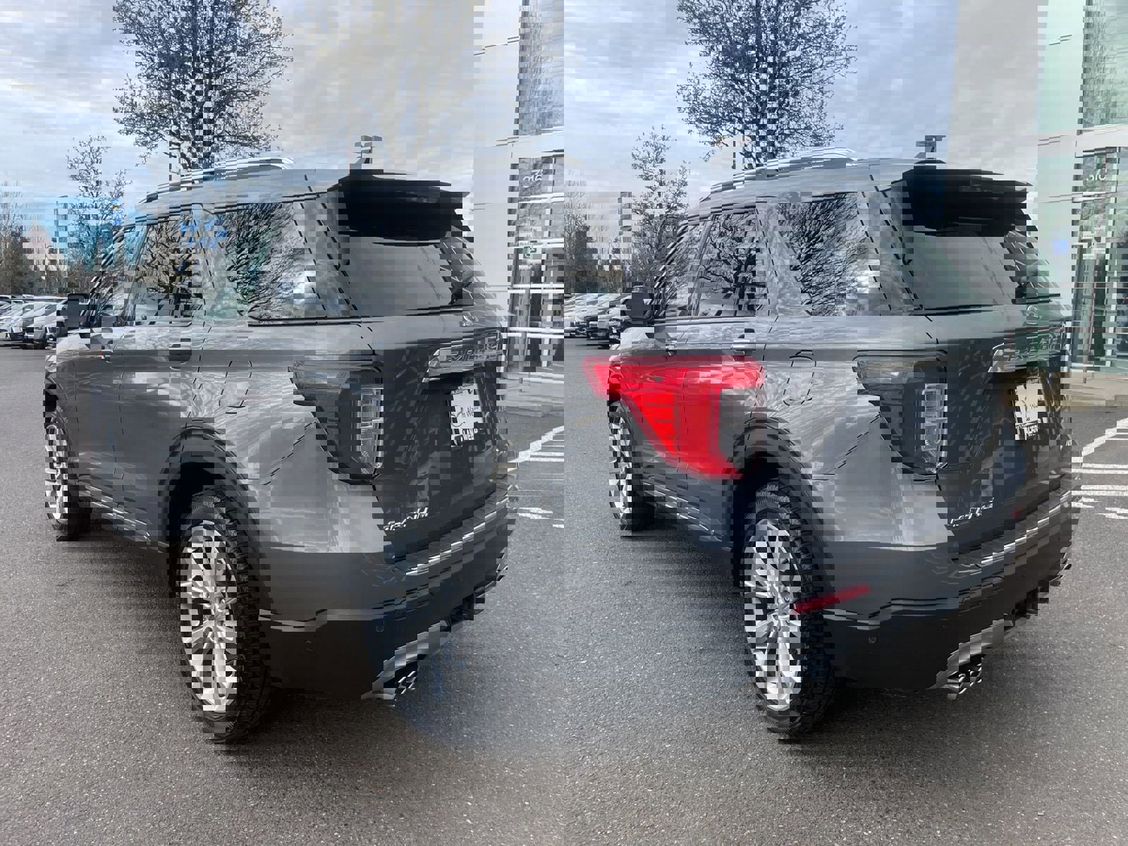 2021 Ford Explorer Platinum