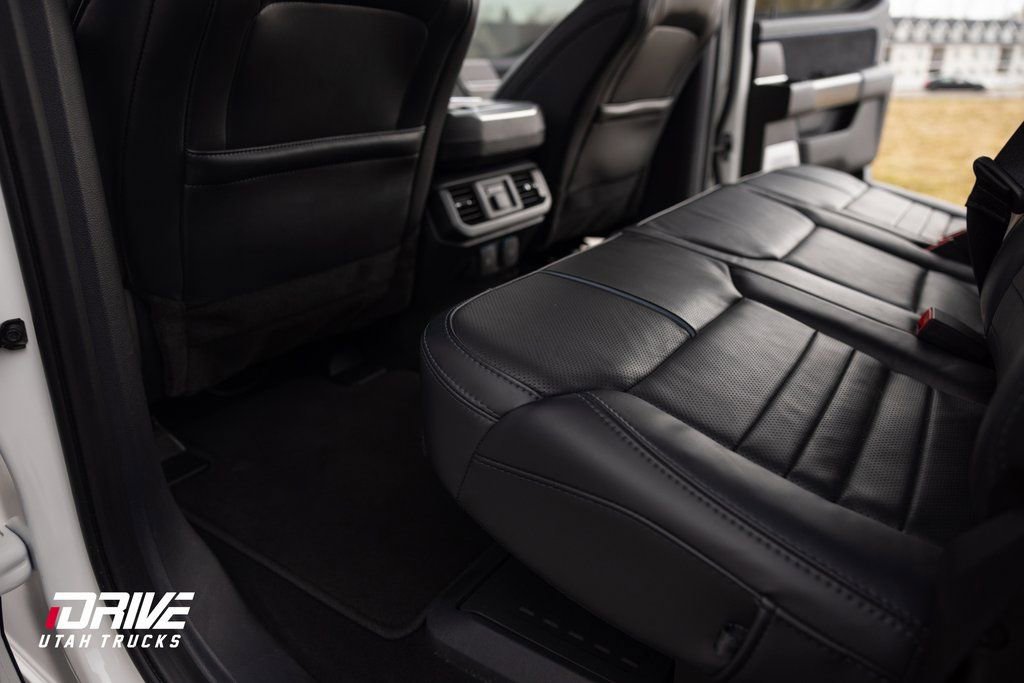 2025 Ford F150 Platinum