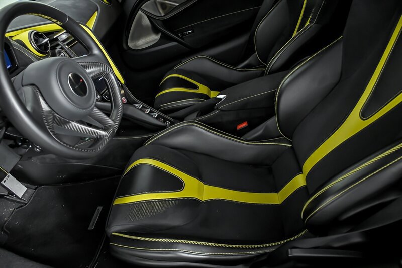 Used 2018 McLaren 720S photo 23