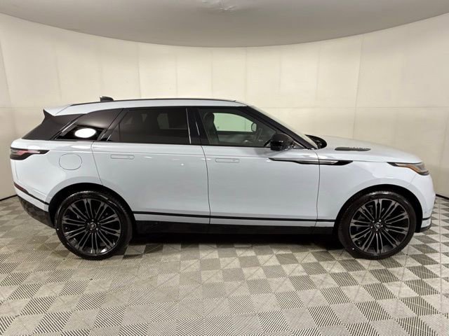 2026 Land Rover Range Rover Velar Dynamic SE