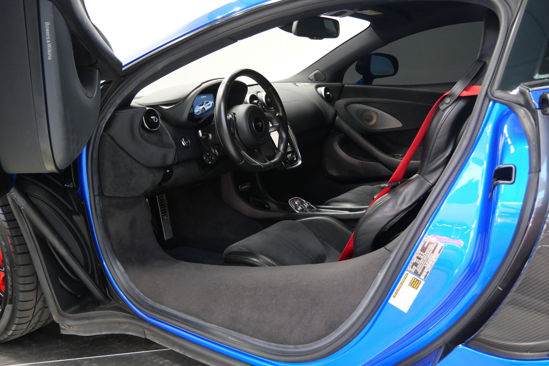 Used 2019 McLaren 600LT photo 21