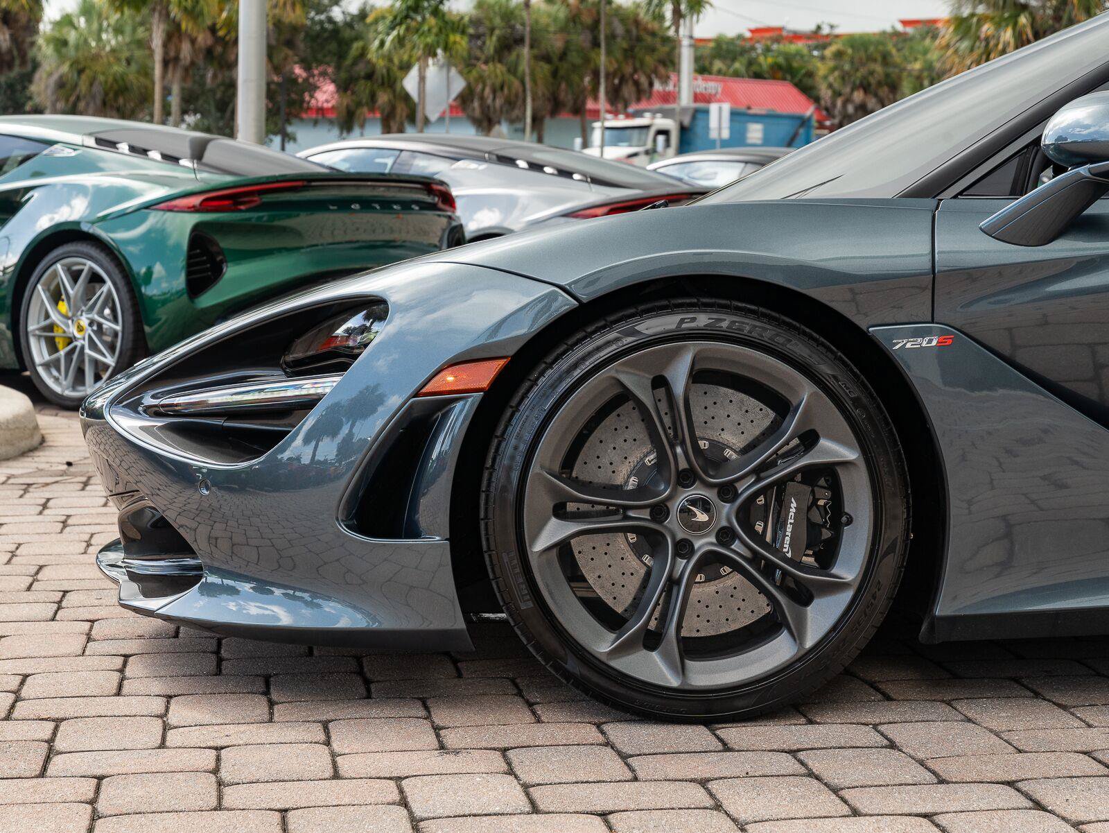 Used 2020 McLaren 720S Spider photo 41