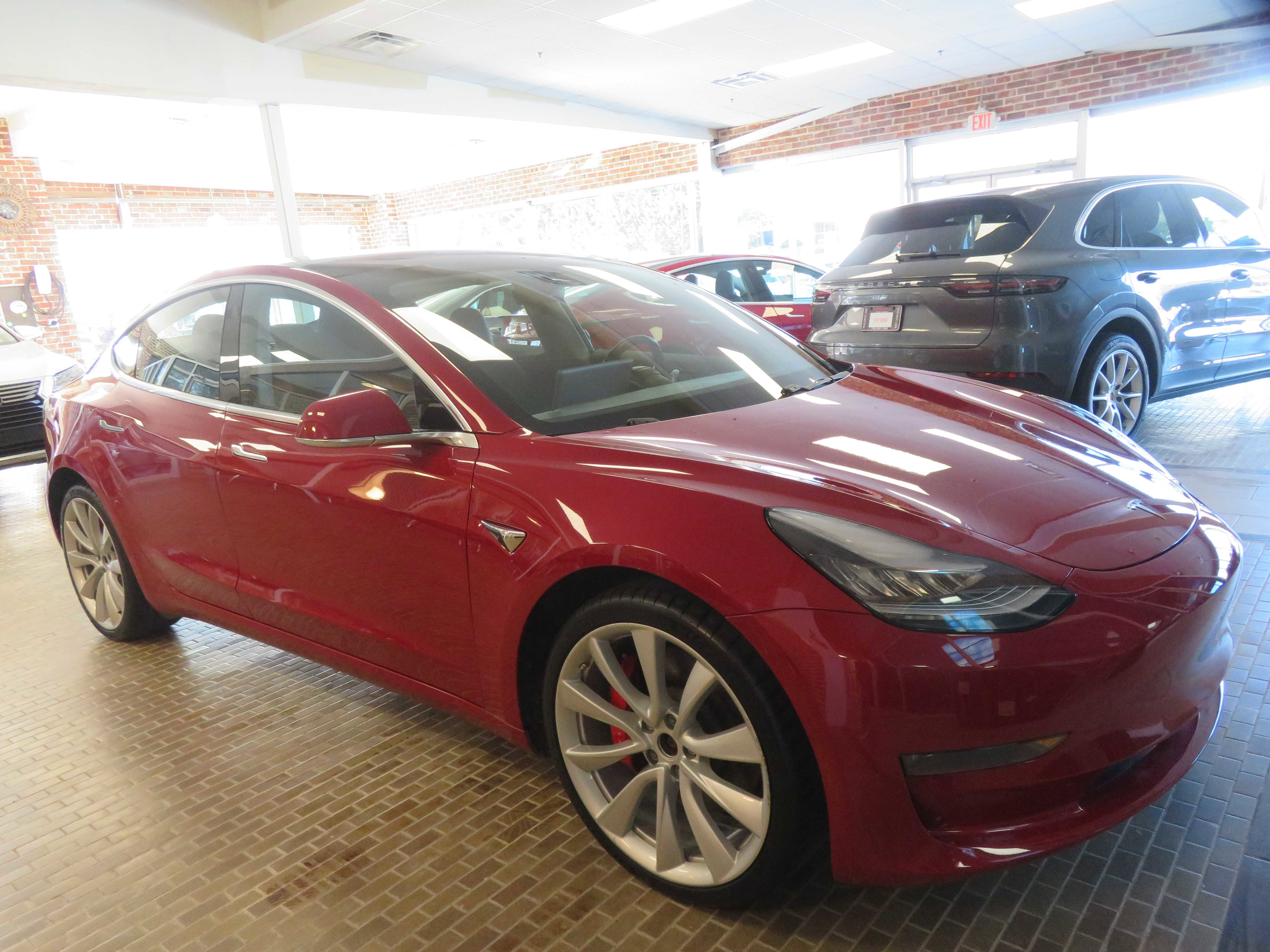 2018 Tesla Model 3 Performance