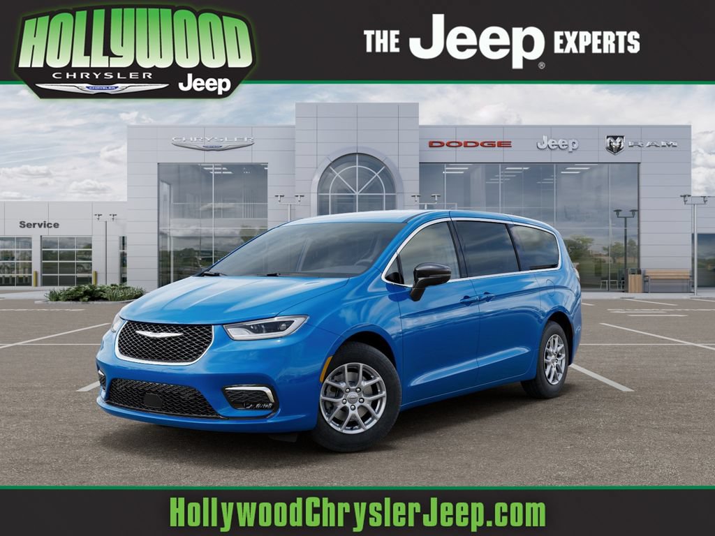 New 2026 Chrysler Pacifica Select