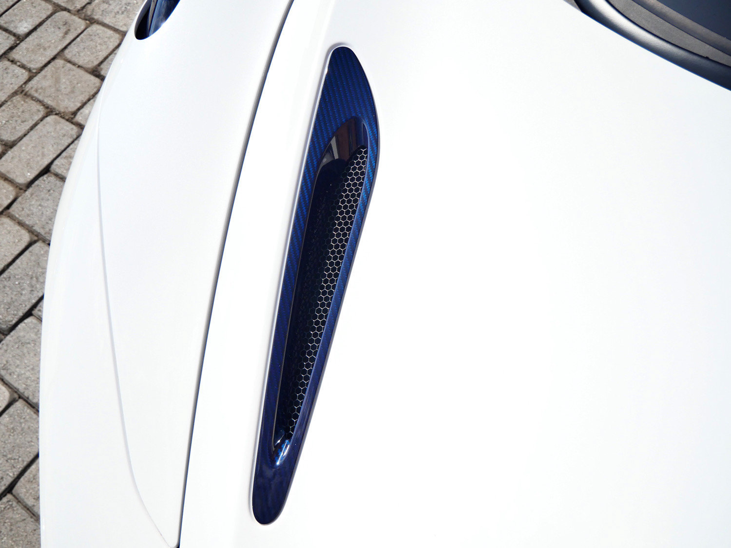 Used 2022 McLaren 765LT photo 39