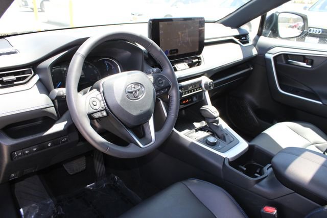 2024 Toyota RAV4 XSE