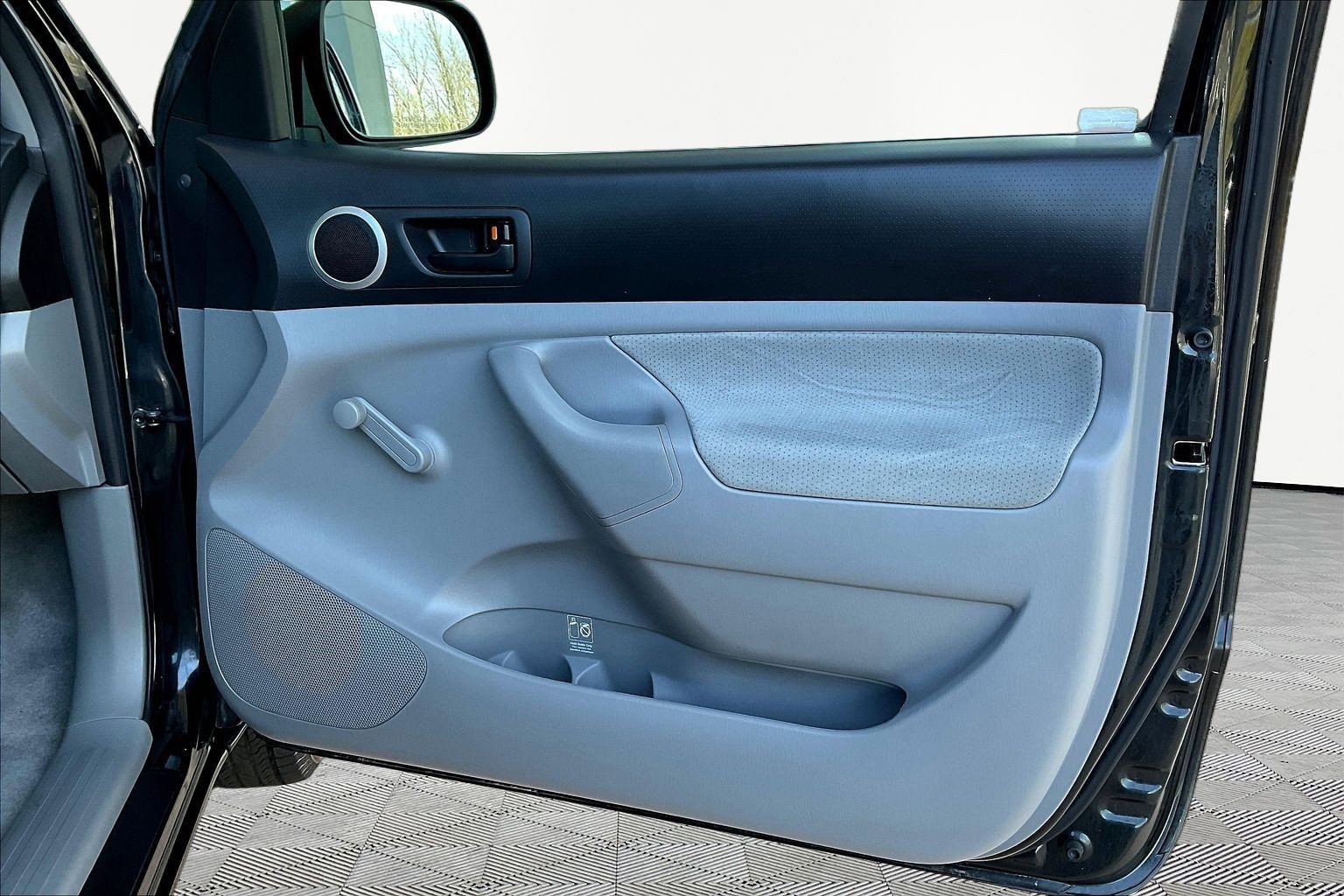 2010 Toyota Tacoma 2WD Regular Cab