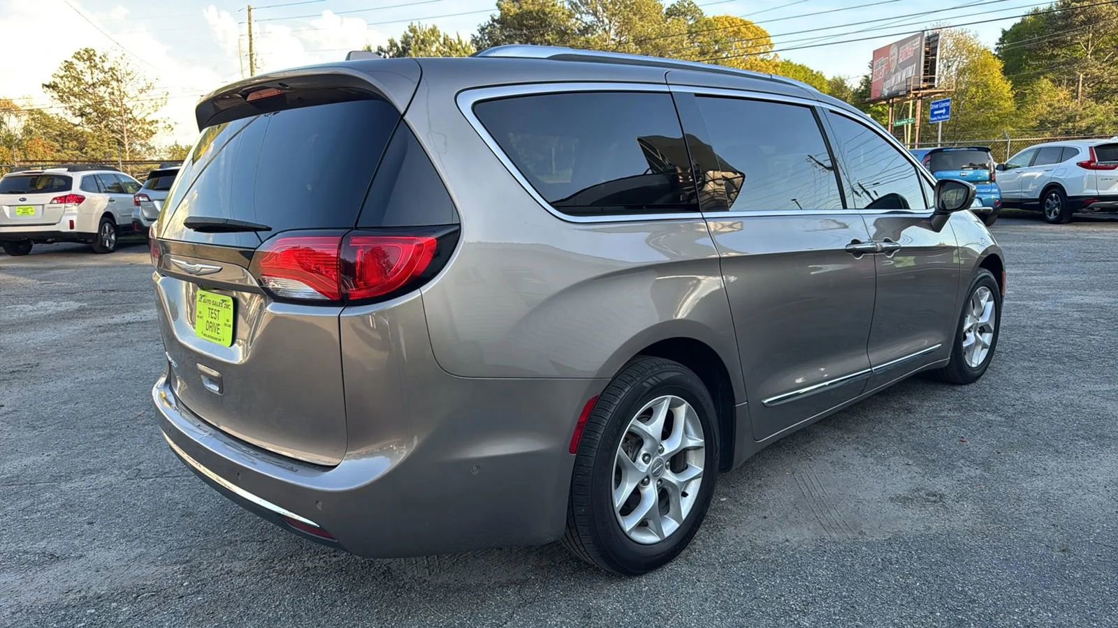 2018 Chrysler Pacifica Touring-L Plus