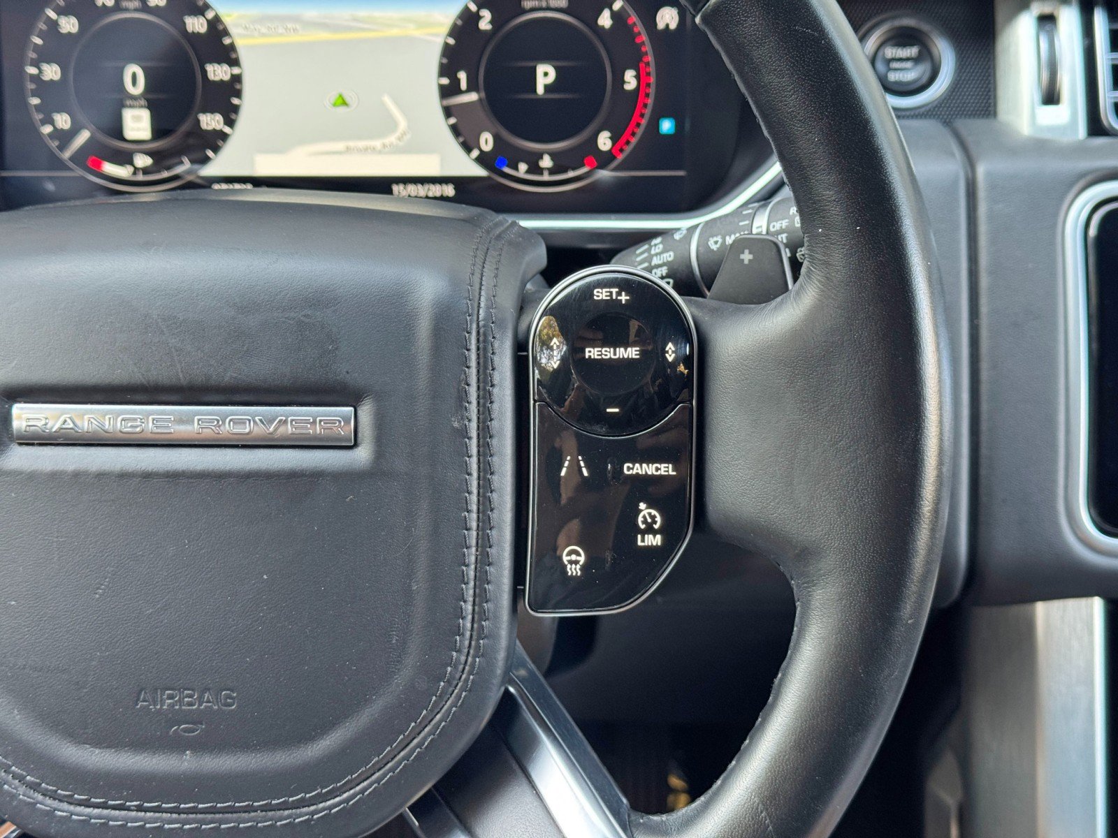 2018 Land Rover Range Rover HSE