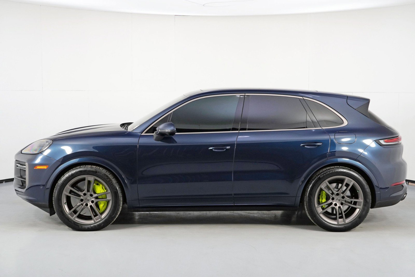2025 Porsche Cayenne Turbo