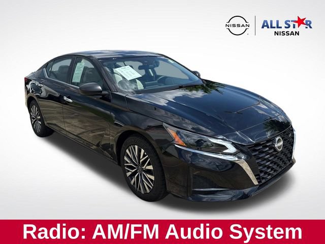 Used 2025 Nissan Altima 2.5 SV