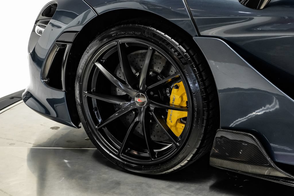 Used 2018 McLaren 720S Performance photo 43