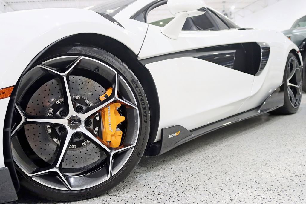 Used 2020 McLaren 600LT Spider photo 6