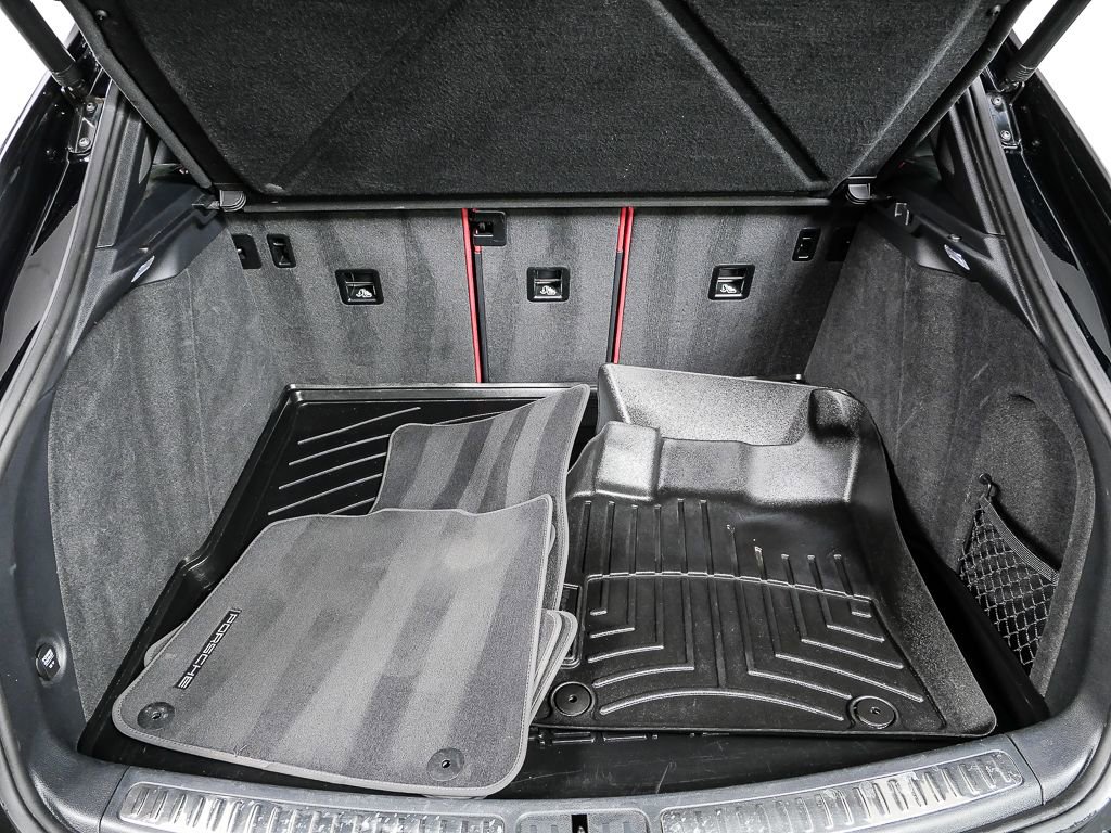 2021 Porsche Macan S