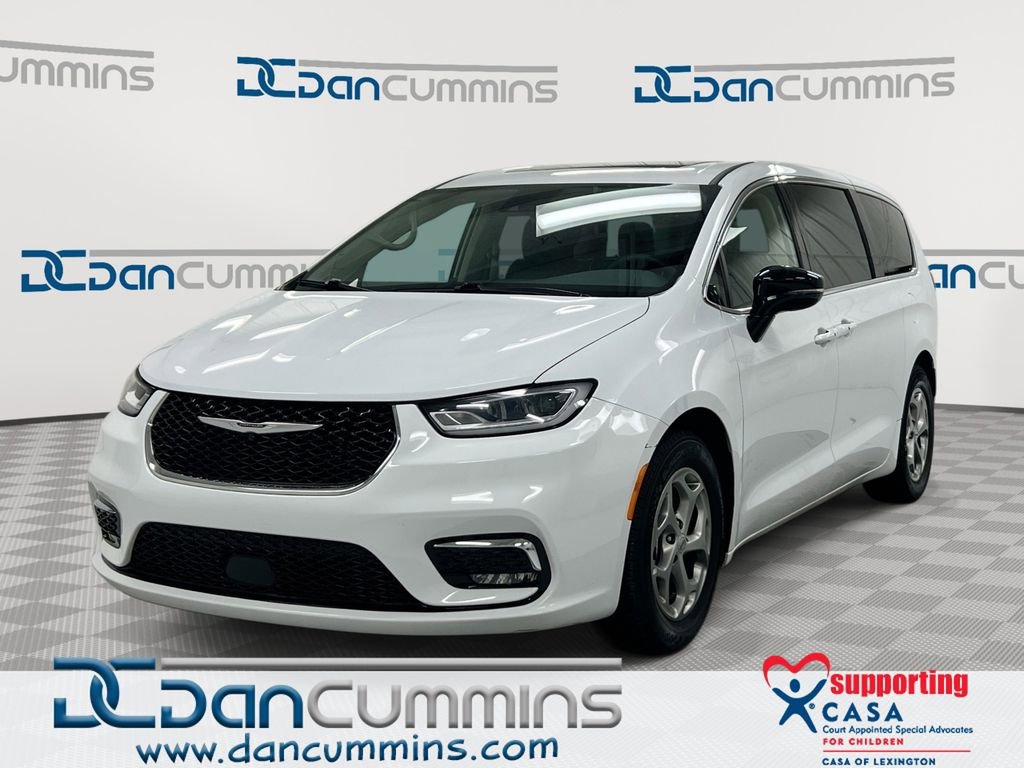 Used 2024 Chrysler Pacifica Limited