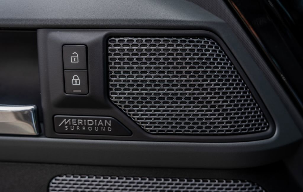 2021 Land Rover Defender 110 X