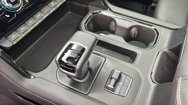 2025 GMC Sierra 1500 AT4X