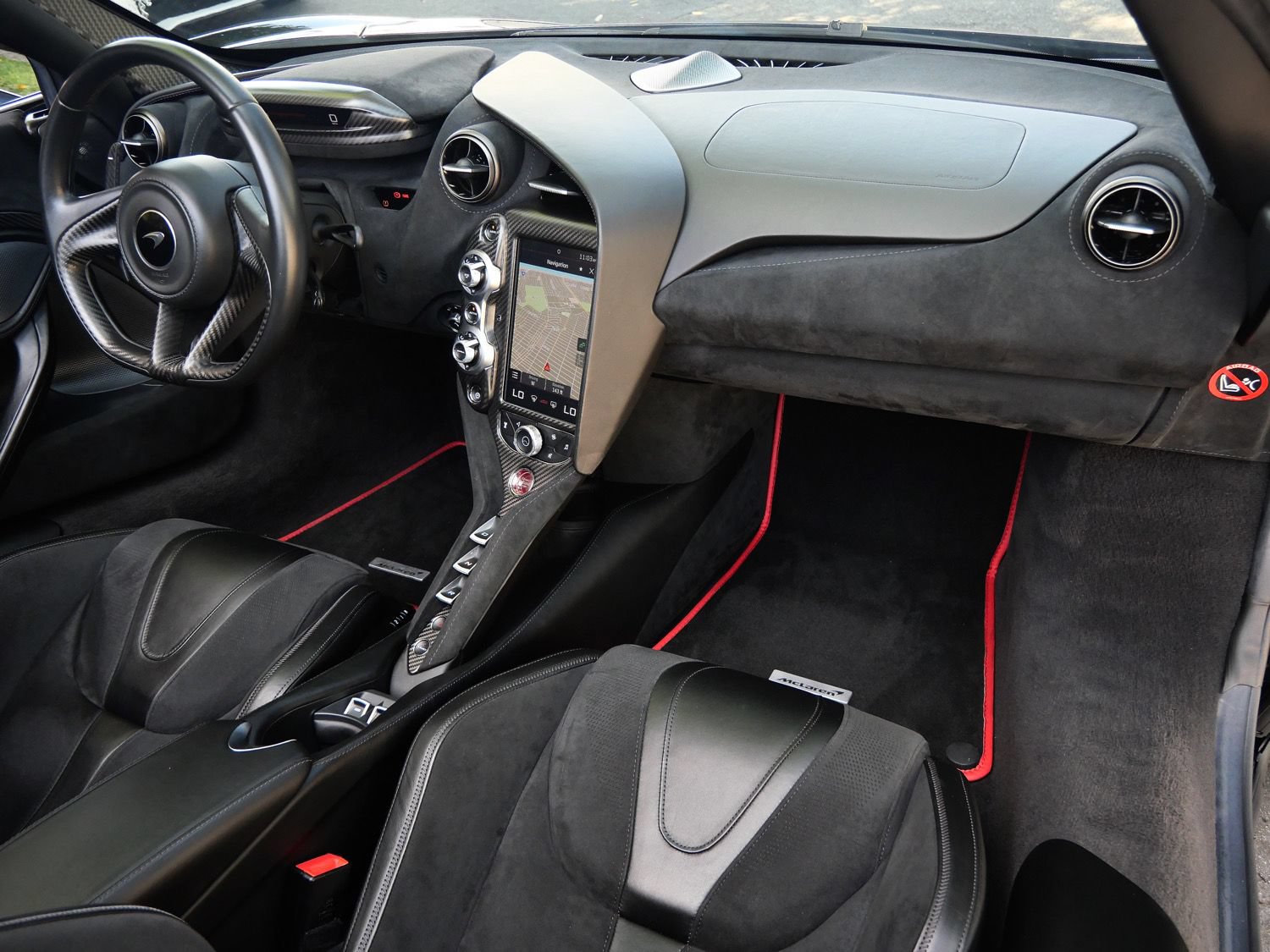Used 2019 McLaren 720S Performance photo 10
