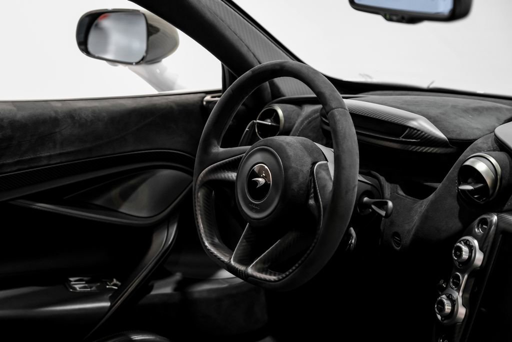 Used 2020 McLaren 720S Performance photo 11
